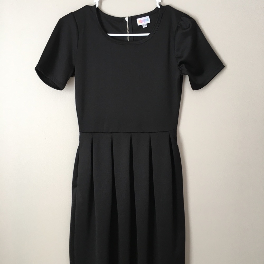 Black Amelia Lularoe